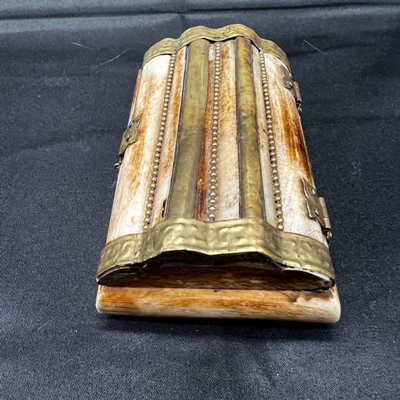 Vintage Brass & Bone Keepsake Box/Jewelry Box - Picture 5 of 8